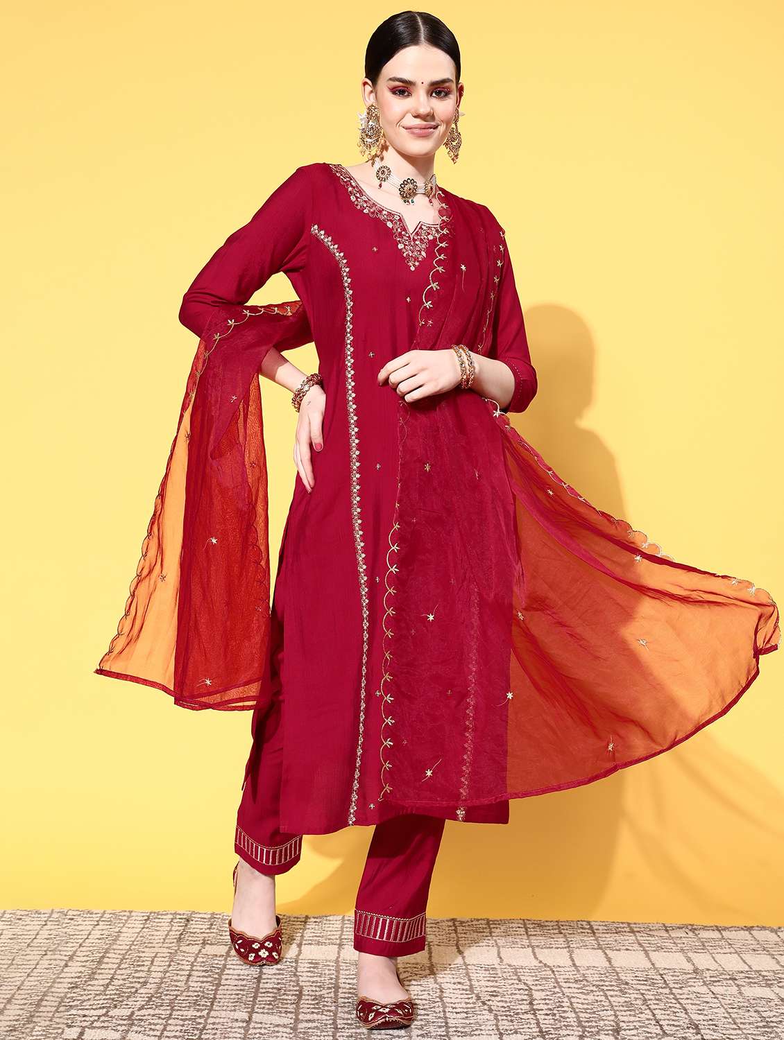 women kurta pant set with dupatta