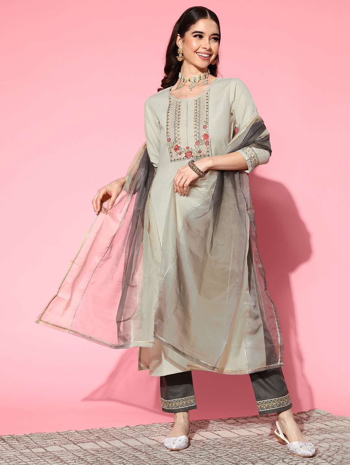 women three quarter sleeve kurta pant with dupatta set
