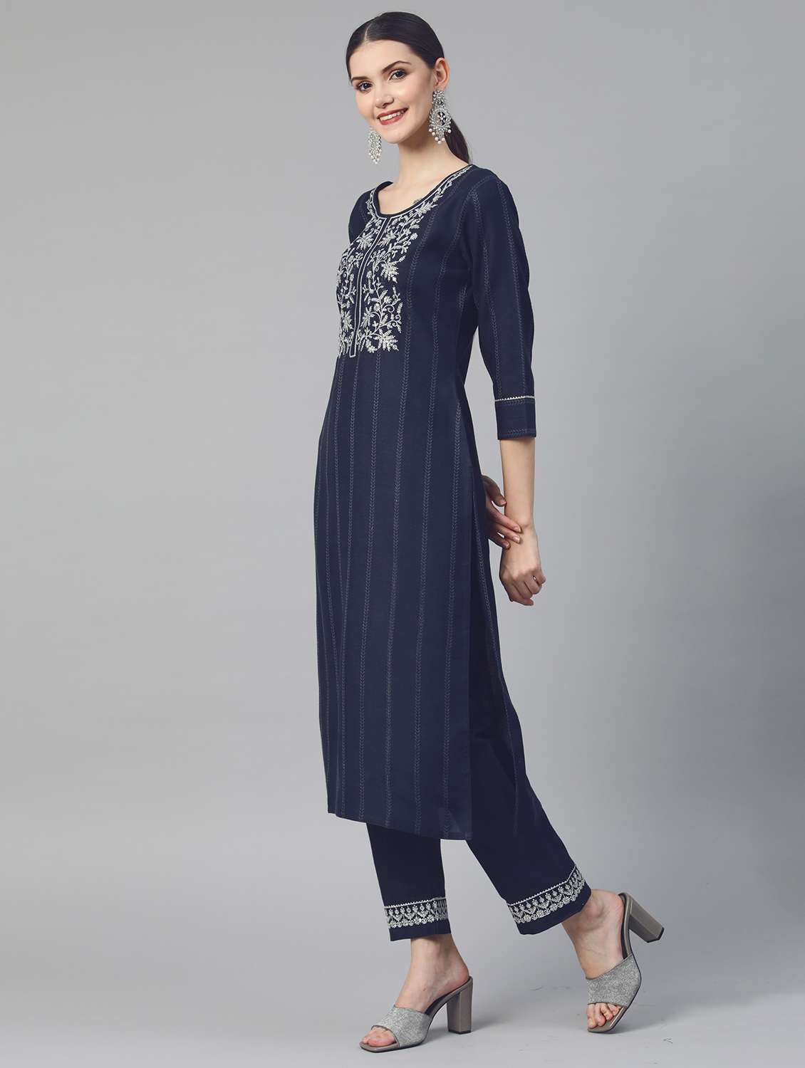 women round neck kurta pant set - 21230832 -  Standard Image - 1