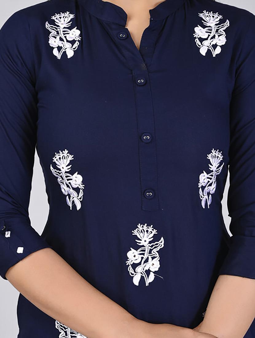 women three quarter sleeve straight kurta - 21232086 - Standard Image - 4