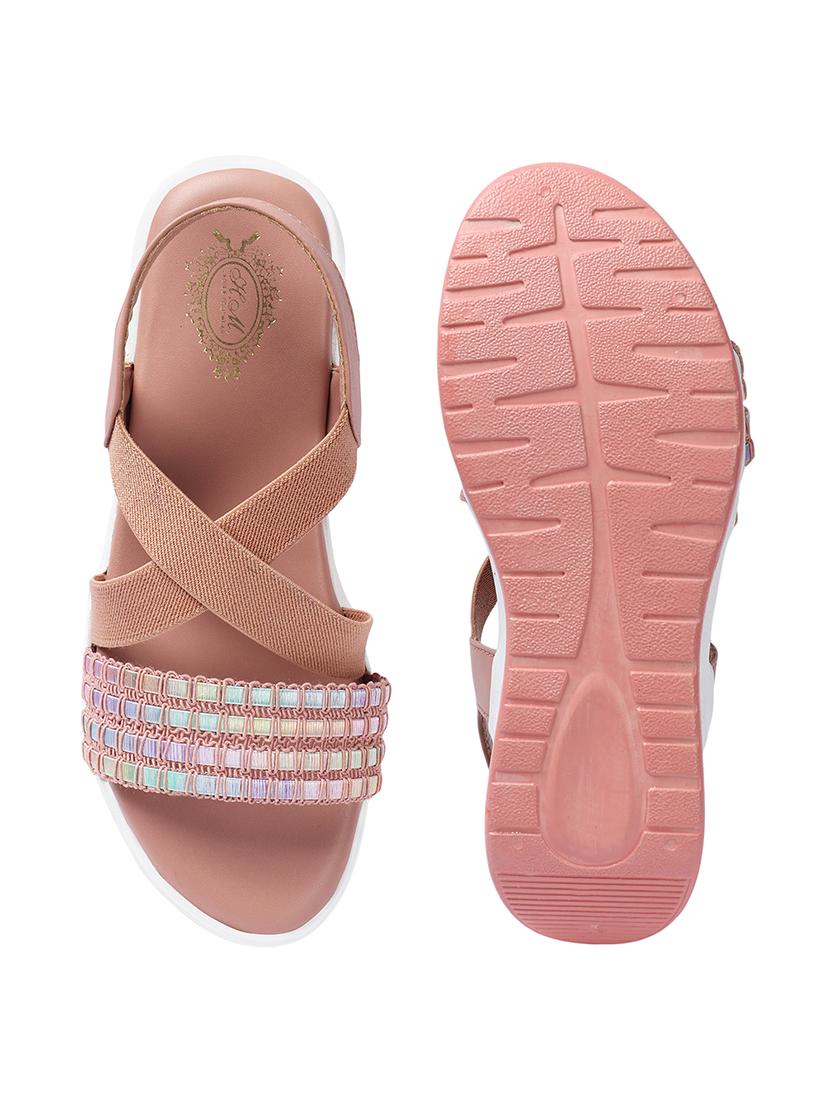 pink slip on wedge - 21233172 - Standard Image - 4