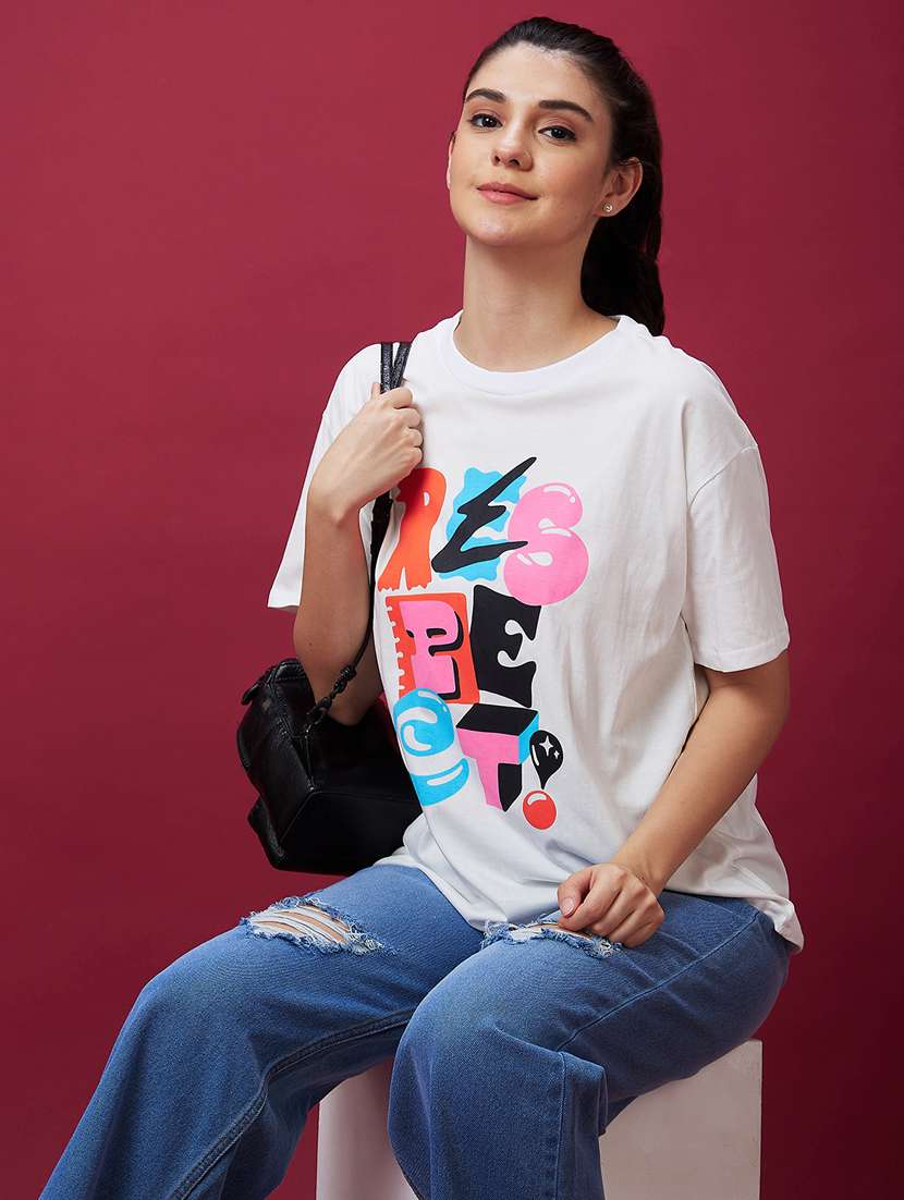 women round neck front printed t-shirt - 21237766 -  Standard Image - 4