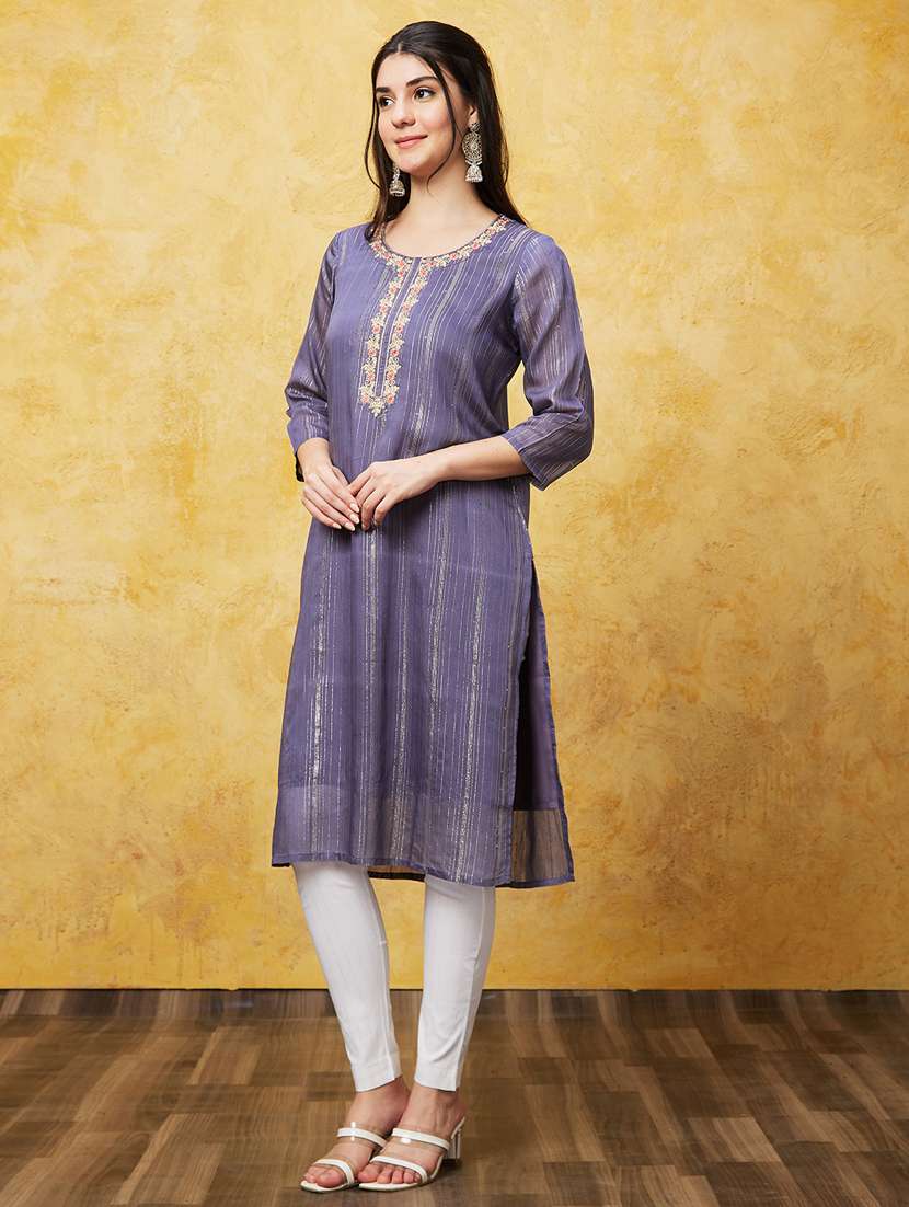 women three quarter sleeve straight kurta - 21237821 -  Standard Image - 1