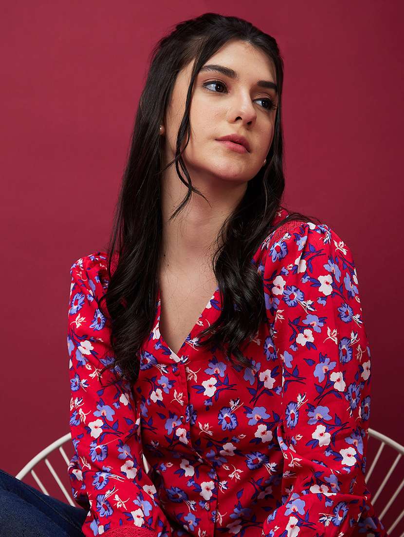 red polyester regular top - 21237876 -  Standard Image - 4