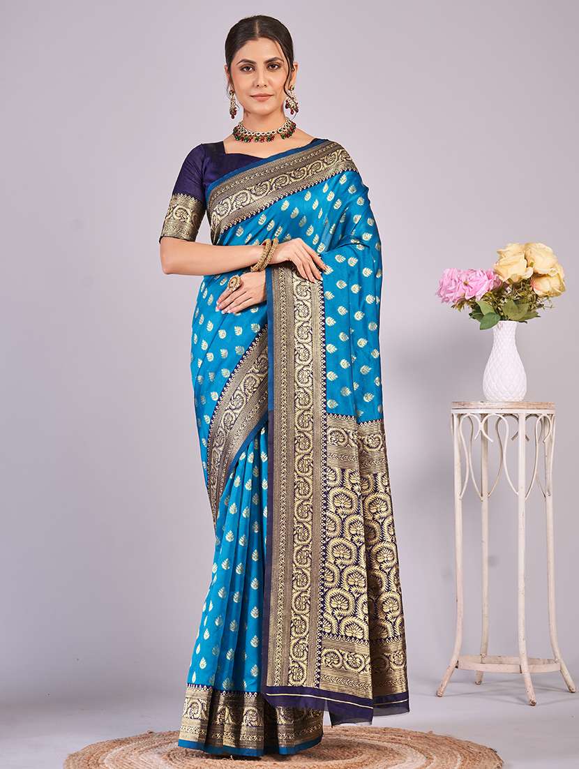 women self design banarasi saree with blouse