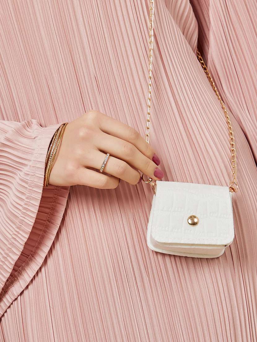 women solid sling bag - 21238583 -  Standard Image - 4