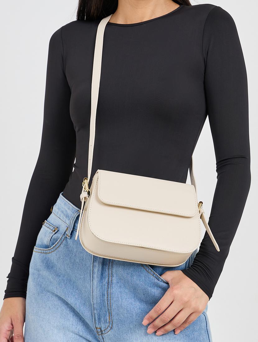 women solid sling bag - 21238587 - Standard Image - 4