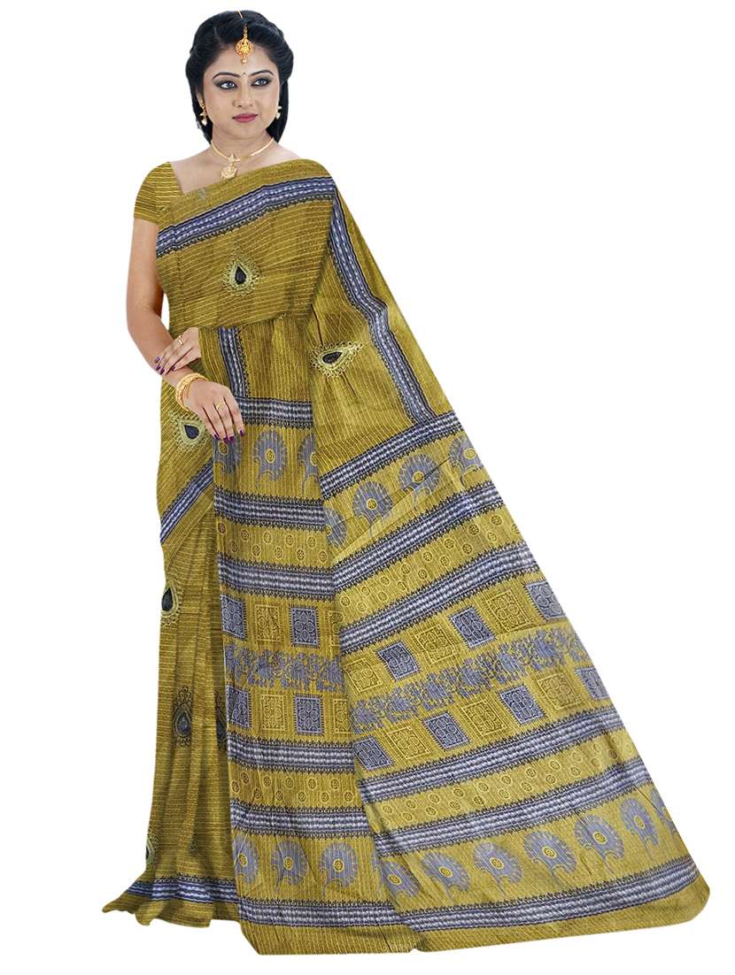 women self design handloom saree with blouse