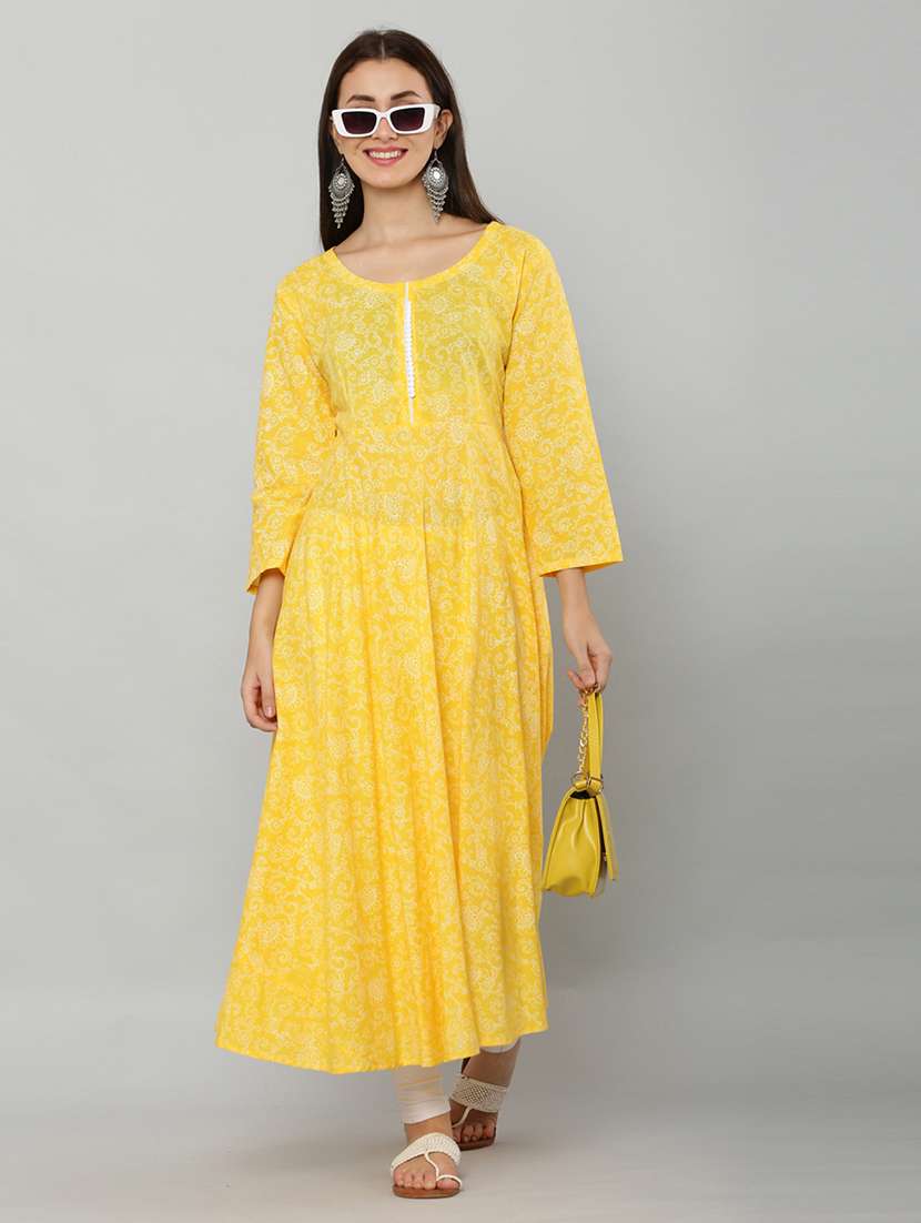 women three quarter sleeve printed kurta