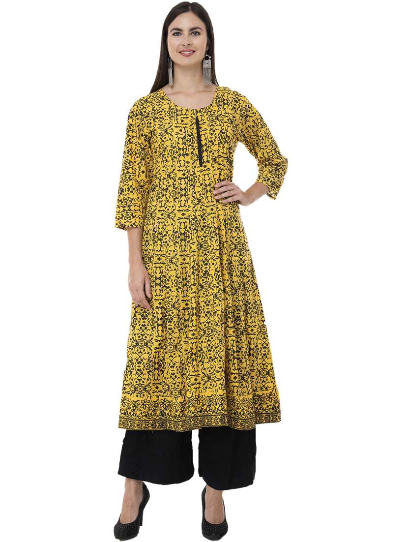 women three quarter sleeve printed kurta