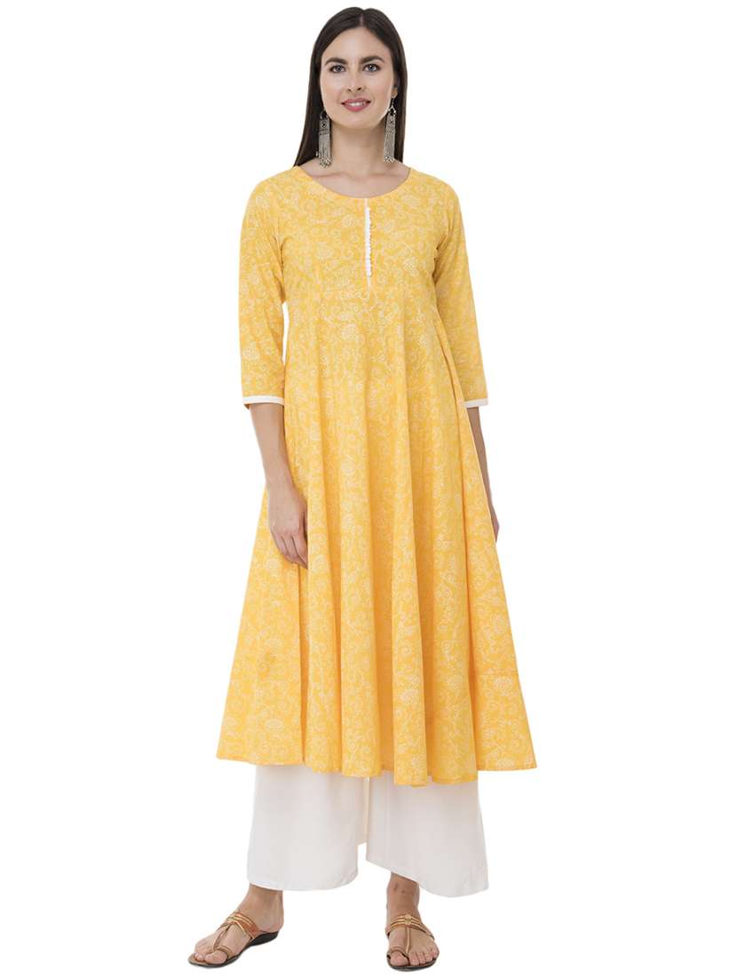 women three quarter sleeve printed kurta