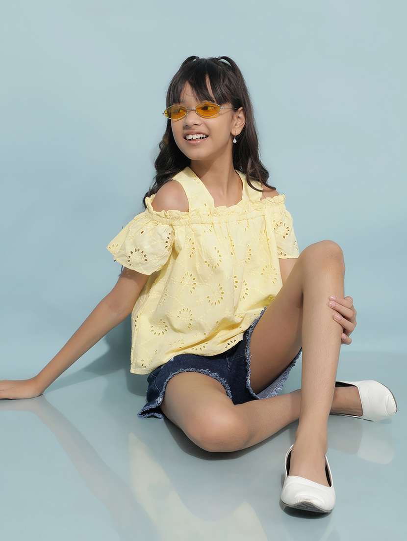 yellow cotton top - 21247350 -  Standard Image - 4