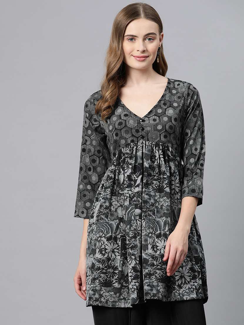 women black printed flared tunic