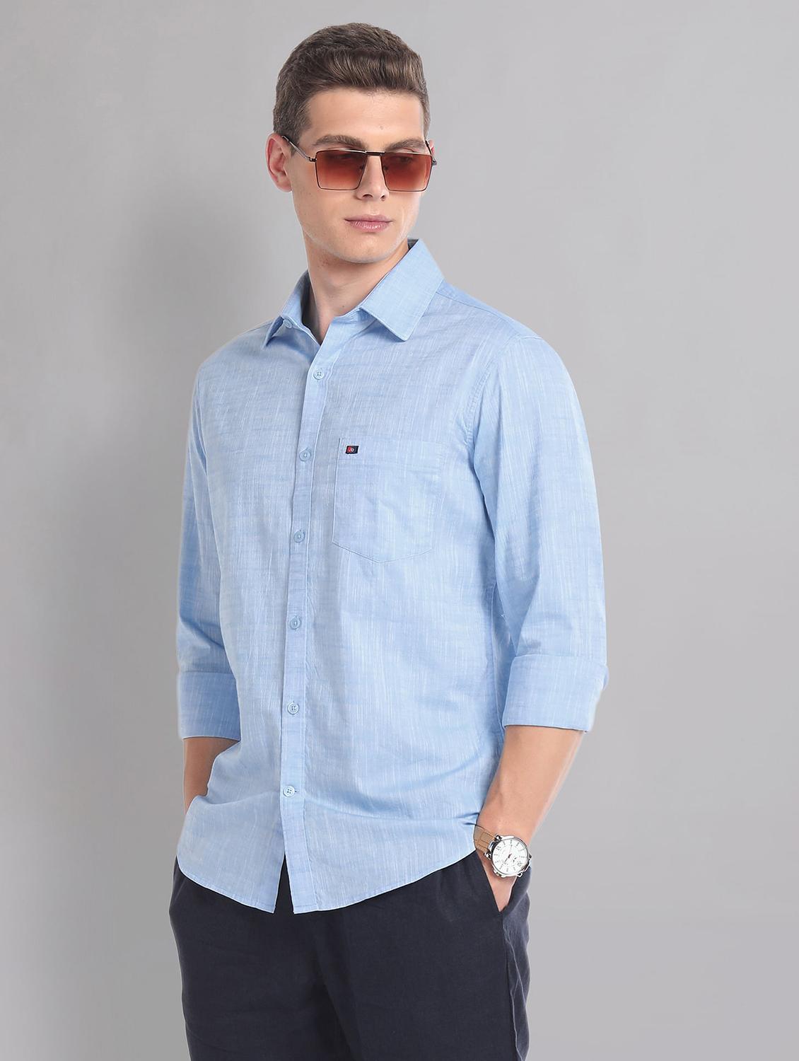 men long sleeved casual shirt