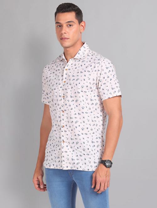 men short sleeved casual shirt - 21252783 -  Standard Image - 0