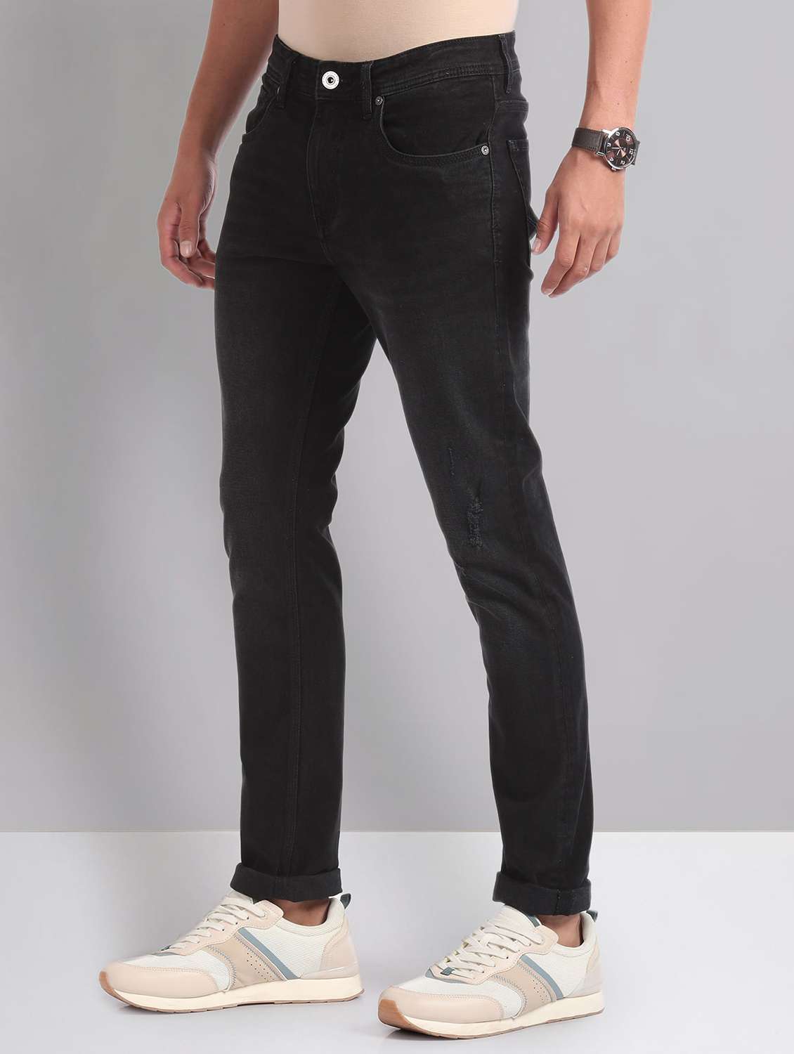 men mid-rise solid jean