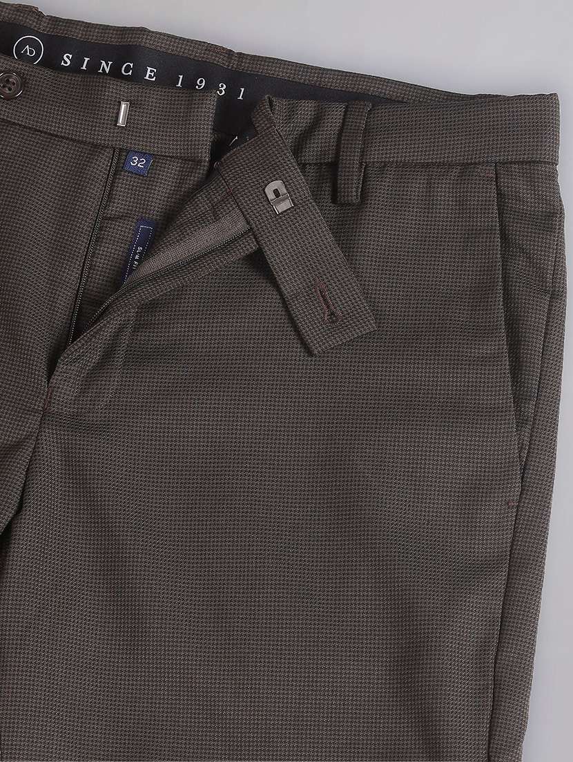 men solid flat front formal trouser - 21252857 - Standard Image - 4