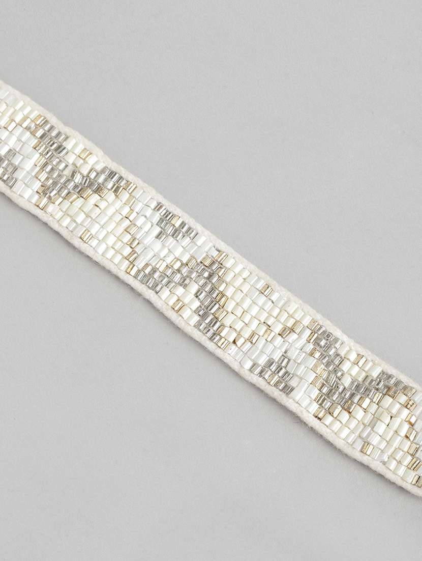 white beaded bangle bracelet - 21252972 -  Standard Image - 4