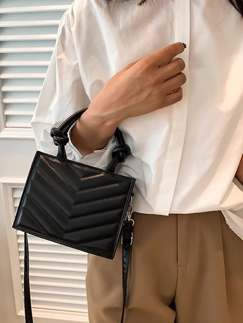 black leatherette (pu) handbag - 21253387 - Standard Image - 4