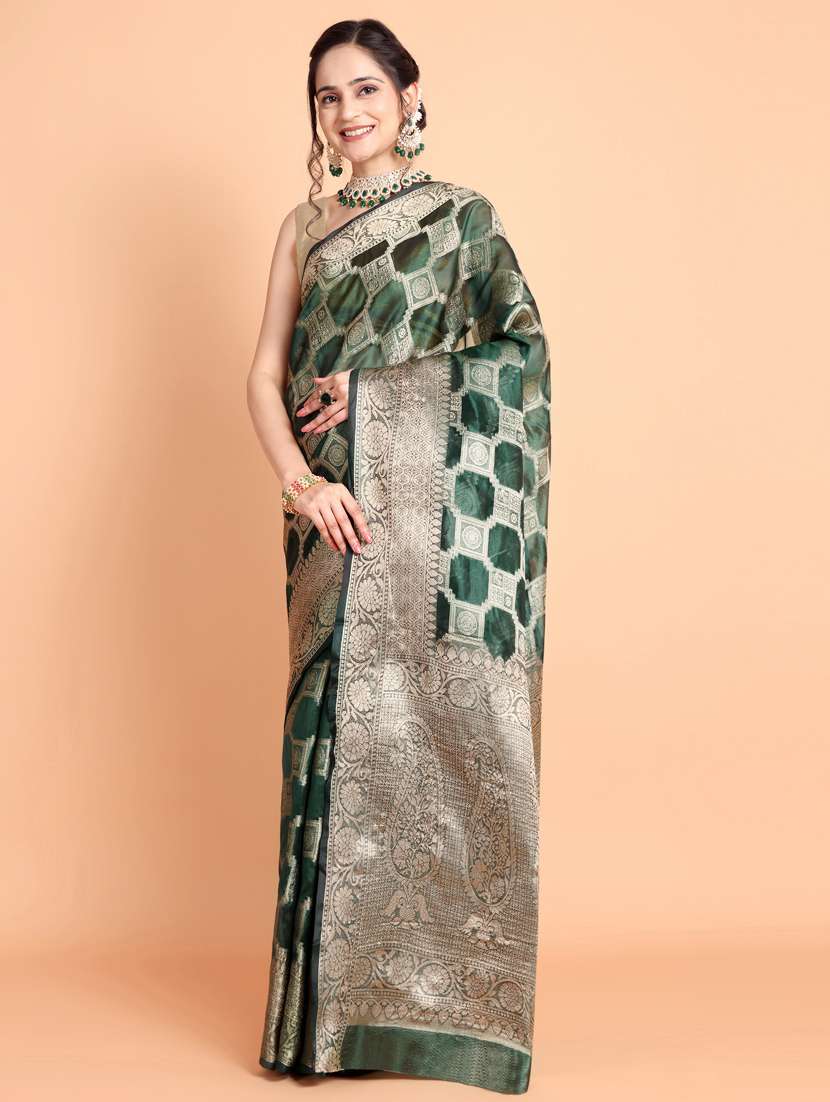 women self design banarasi saree with blouse