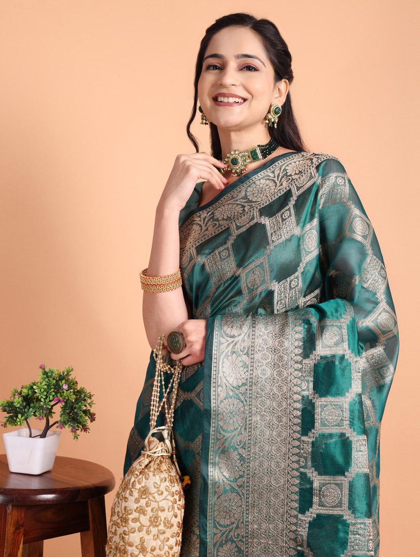 women self design banarasi saree with blouse - 21253413 - Standard Image - 4