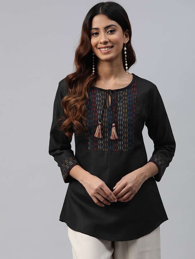 women black tie up neck regular top