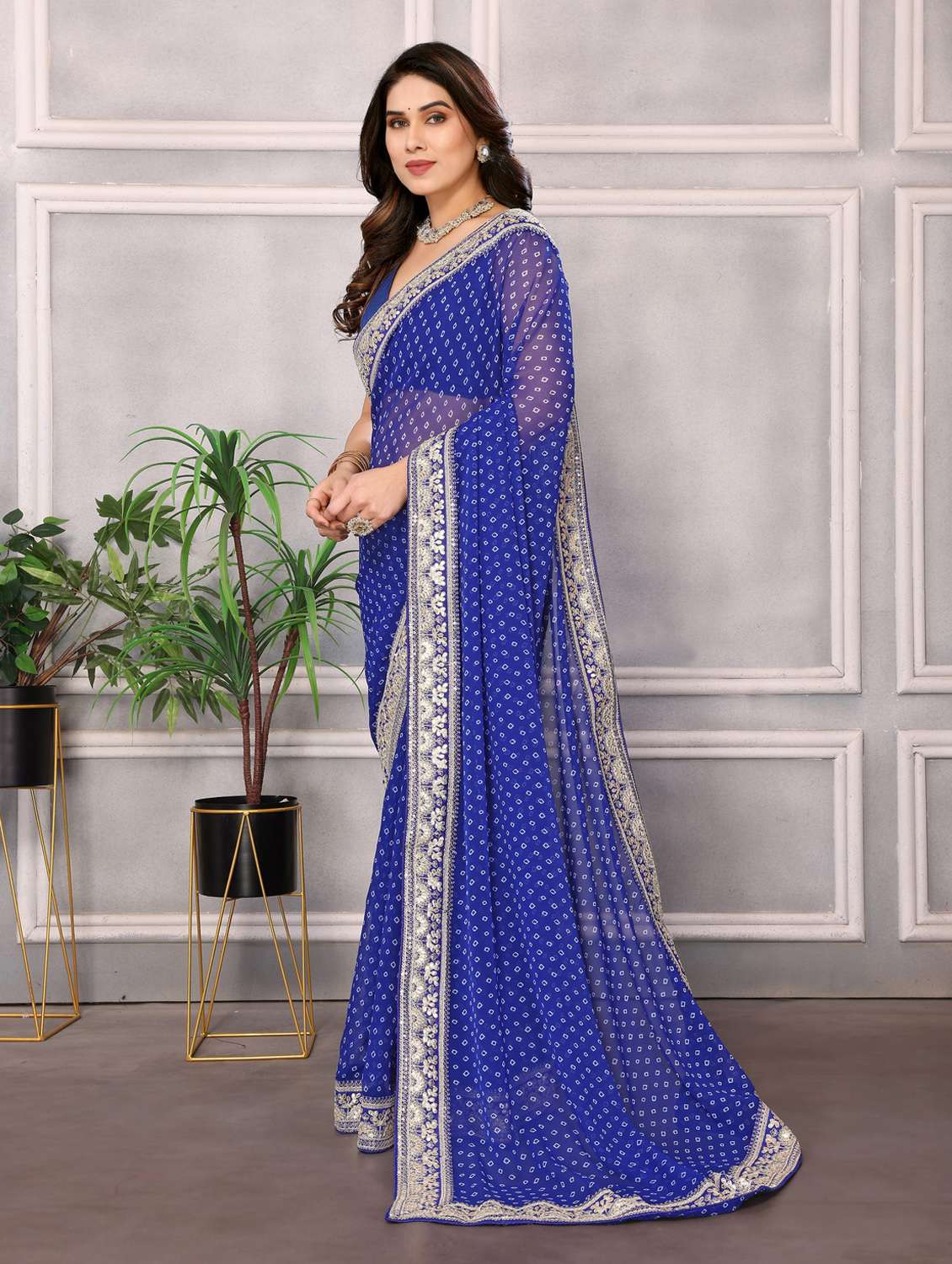 women bandhani lace bordered saree - 21257476 -  Standard Image - 1