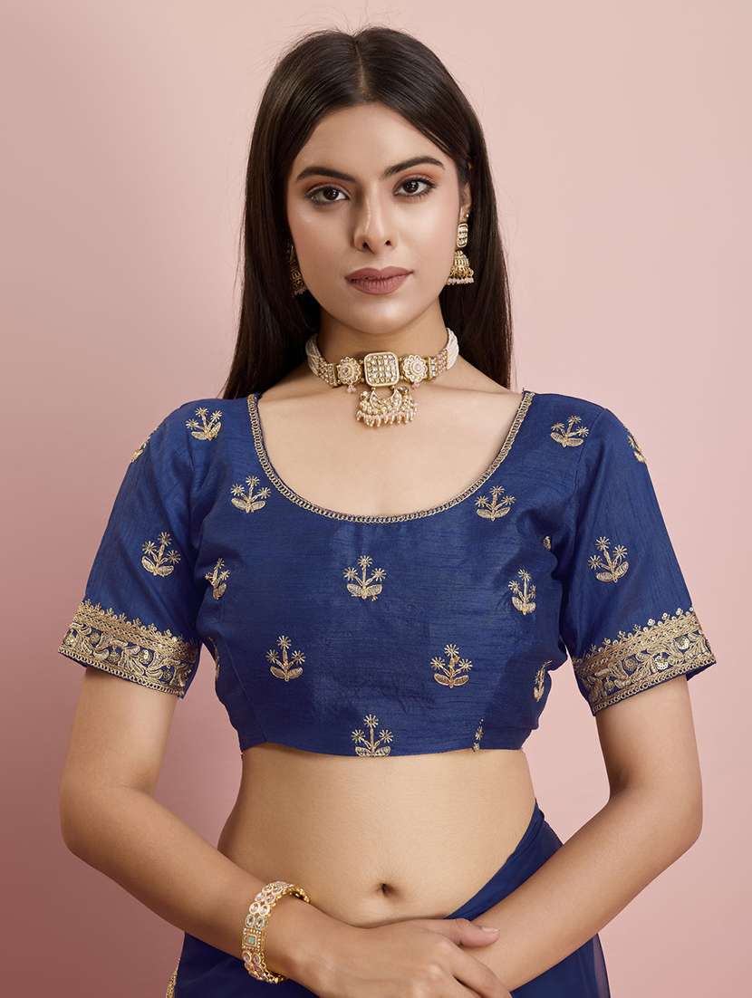 women solid with bordered saree with blouse - 21257521 -  Standard Image - 4