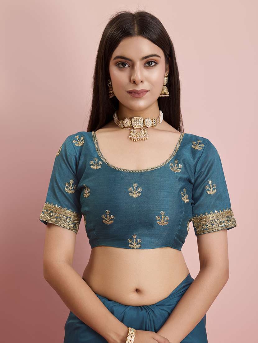 women solid with bordered saree with blouse - 21257524 -  Standard Image - 4