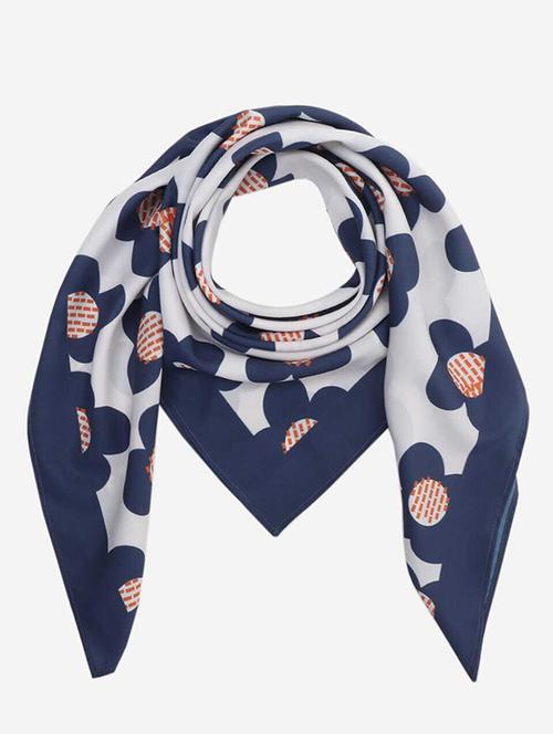 women printed scarf - 21263227 -  Standard Image - 0