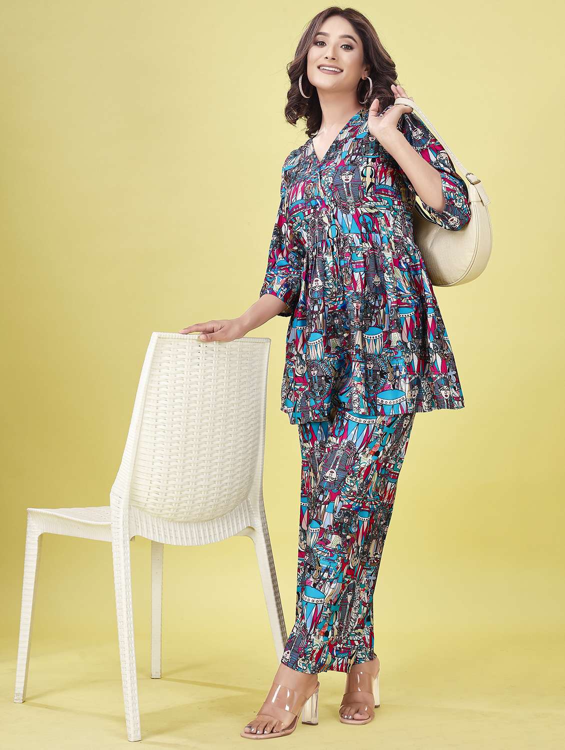 women printed top and palazzos co-ord set - 21263269 -  Standard Image - 1