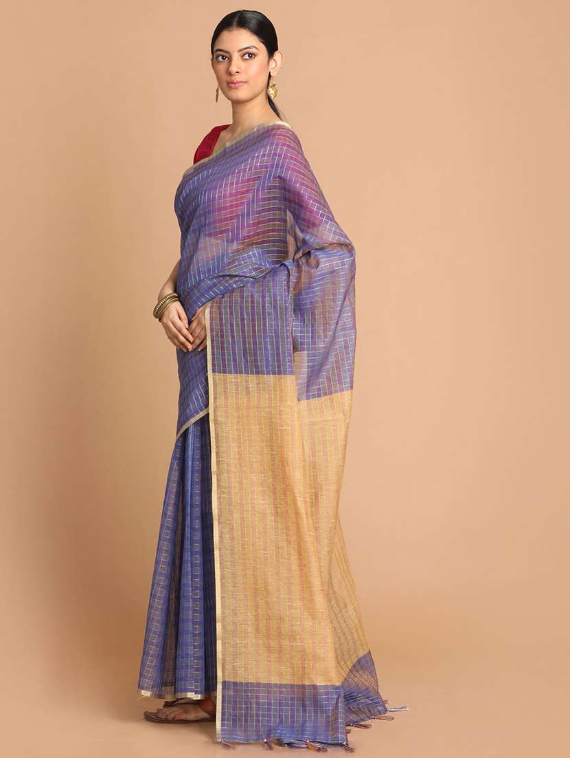 women checkered handloom saree with blouse - 21271438 - Standard Image - 1