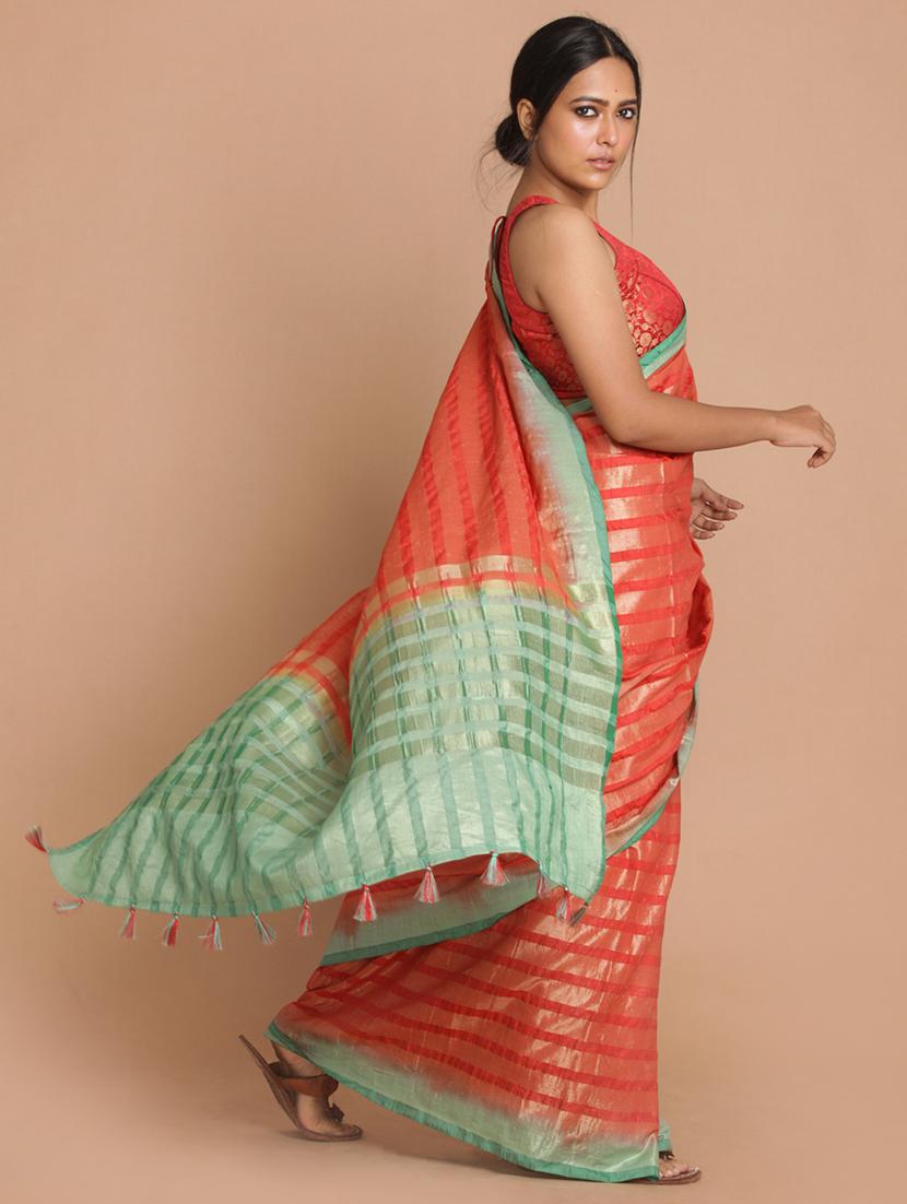 red liva banarasi saree with blouse - 21271455 - Standard Image - 1