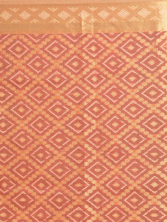 women self design handloom saree with blouse - 21271578 - Standard Image - 4