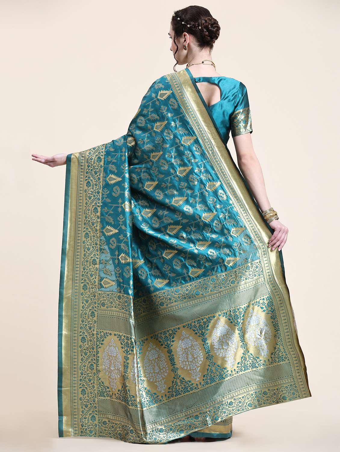 women self design banarasi saree with blouse - 21275789 - Standard Image - 1
