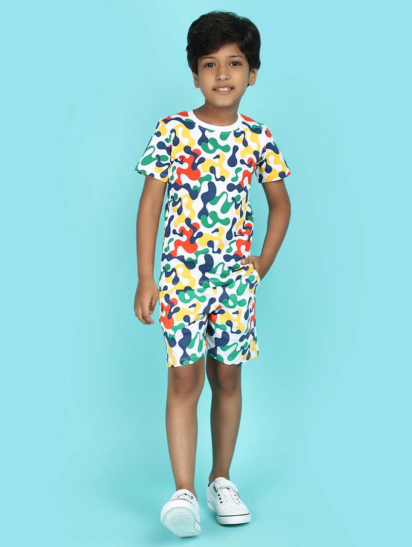 boys round neck printed shorts twin set
