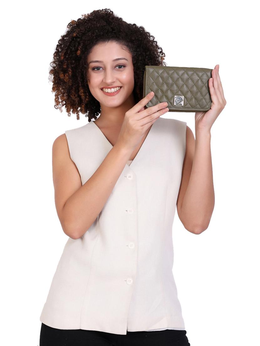 olive leather wallet - 21276368 - Standard Image - 4