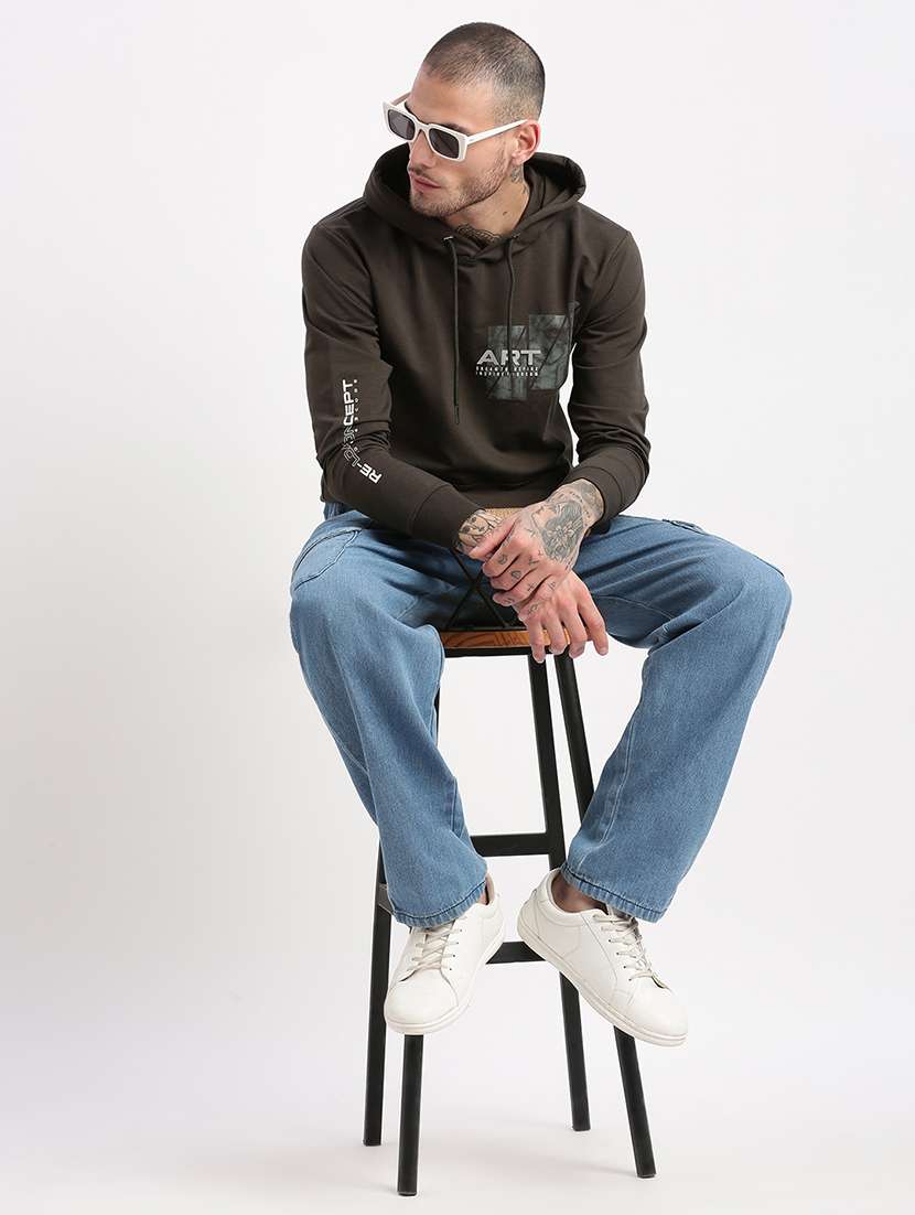 men long sleeved placement print sweatshirt - 21276864 -  Standard Image - 4