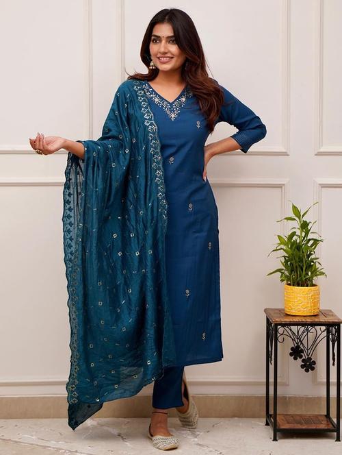 women kurta pant set with dupatta - 21278108 - Standard Image - 0