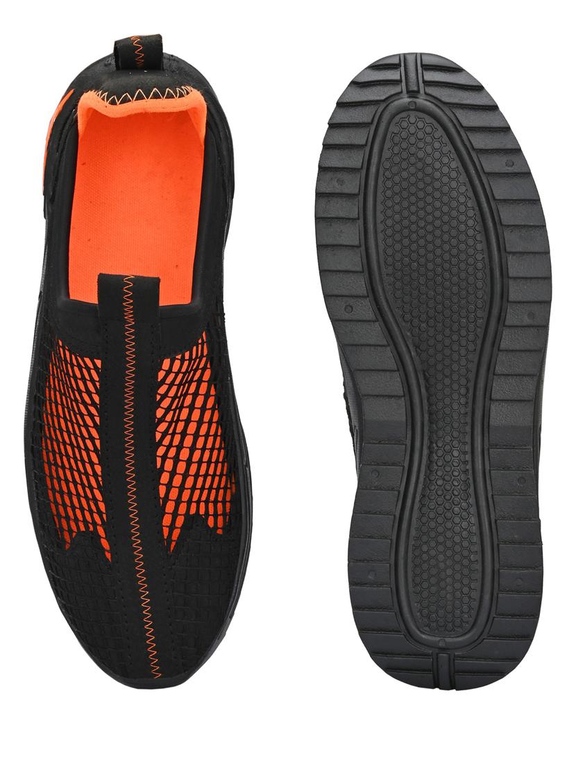 men slip on sport shoes - 21278549 - Standard Image - 4