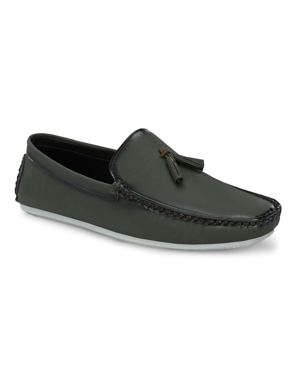 men slip on tassle detailing loafers