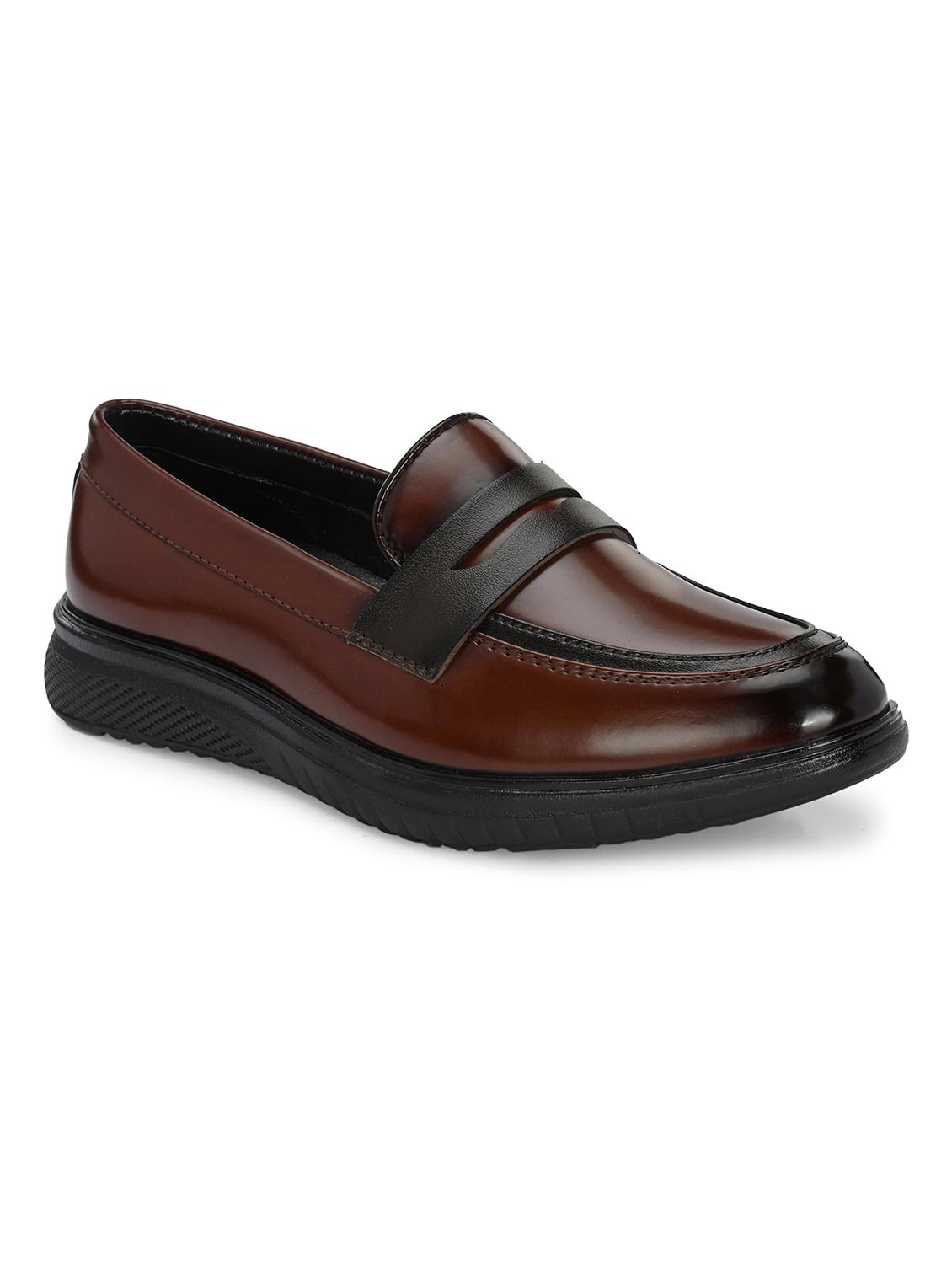 men slip on loafer - 21278707 -  Standard Image - 1