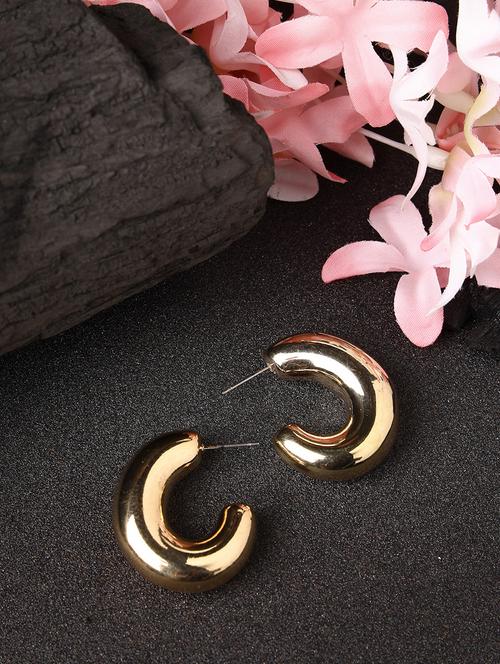 gold metal drop earrings - 21279403 -  Standard Image - 0