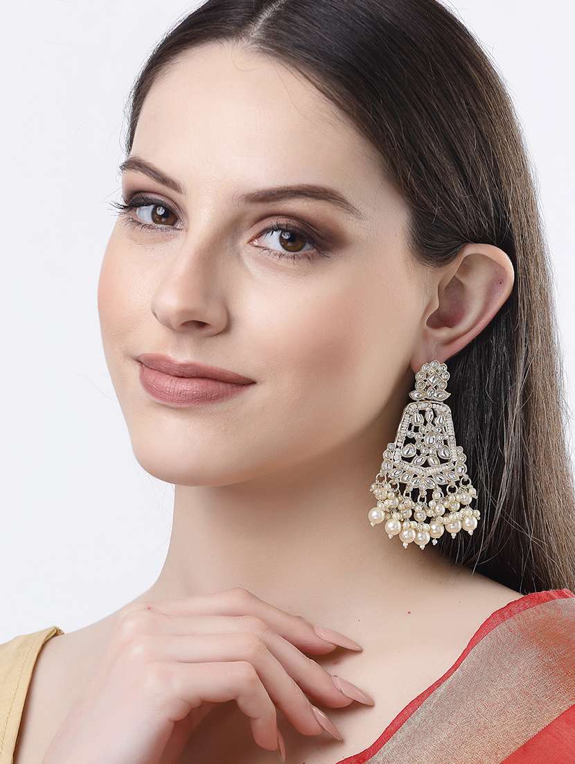 gold metal drop earrings - 21279414 -  Standard Image - 4