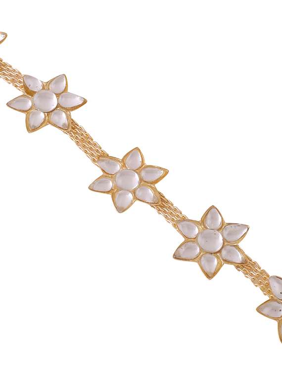 Gold Metal Maang Teekas & Passa - 21279535 -  Standard Image - 1