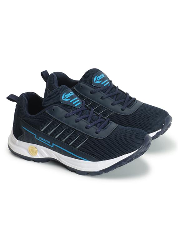 men lace up sports shoes - 21279731 - Standard Image - 1