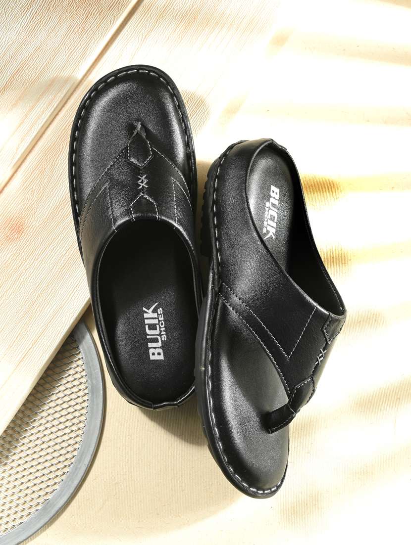 black synthetic toe seperators sandals