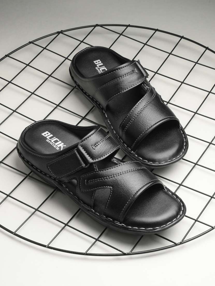 men slip on sandal