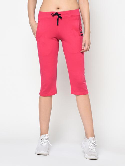 women mid rise cotton blend capri - 21280130 - Standard Image - 0