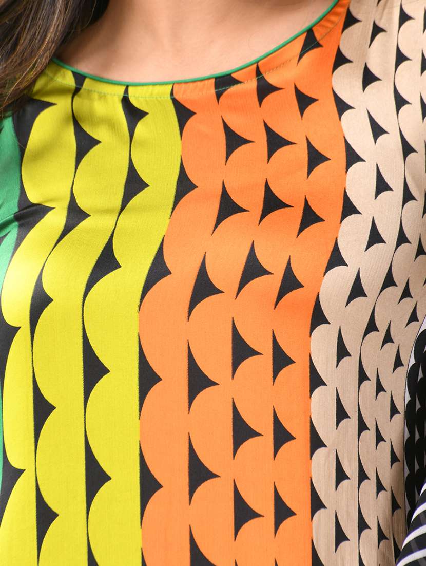 women multi colored satin straight kurta - 21281854 -  Standard Image - 4